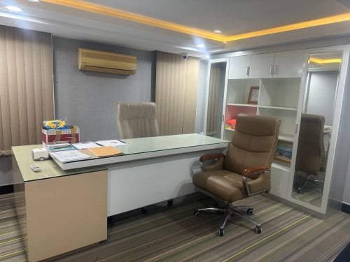 office for rent ផ្លូវ​ធំ​ 50m
