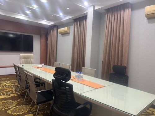 office for rent ផ្លូវ​ធំ​ 50m