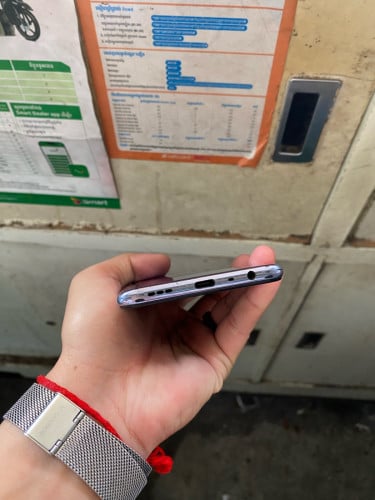 Oppo A74 ក្រុមហ៊ុន​ Ram​ 6G+6G / 128G ស្អាត98%