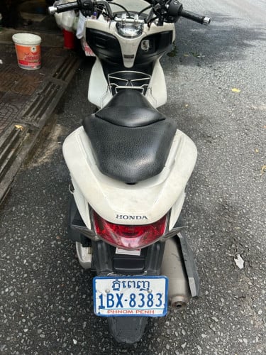 PCX 150cc year 2013 មានពន្ធ
