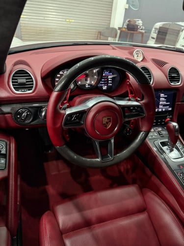 Porche cayman GTS 718