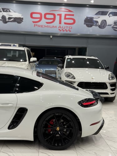 Porche cayman GTS 718