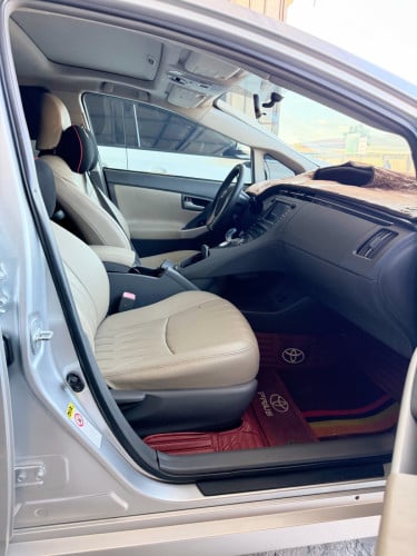 Prius 010 អប់សិន4ដំបូលបេីកសឡាសុីន1ជុំម្ចាស់ទី1រំលស់សុត100%បាន