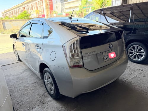 Prius 010 អប់សិន4ដំបូលបេីកសឡាសុីន1ជុំម្ចាស់ទី1រំលស់សុត100%បាន
