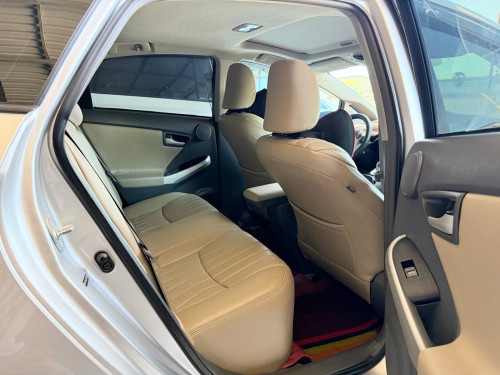 Prius 010 អប់សិន4ដំបូលបេីកសឡាសុីន1ជុំម្ចាស់ទី1រំលស់សុត100%បាន
