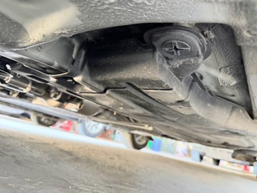 Prius 010 អប់សិន4ដំបូលបេីកសឡាសុីន1ជុំម្ចាស់ទី1រំលស់សុត100%បាន