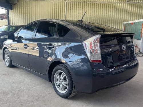 Prius 010 option 4 solar សូម ចុចលីងខាងក្រោមដើម្បើសួរពត៍មានបន្ថែម