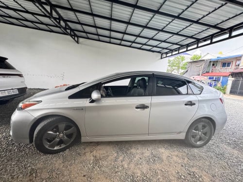 Prius 012 Option 5  លក់​