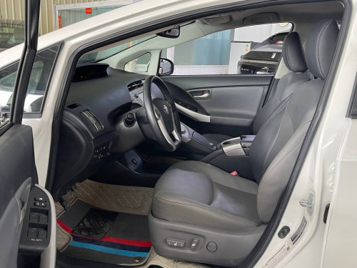 Prius 012 option 5 plug in advanced សូម ចុចលីងខាងក្រោមដើម្បើសួរពត៍មានប