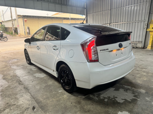Prius 013 OPTION 3 ABS តែមសឡានស៊ីនមួយជុំទិញដាច់បង់រំលស់25ខេត្តក្រុង