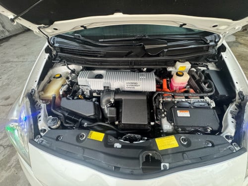 Prius 013 OPTION 3 ABS តែមសឡានស៊ីនមួយជុំទិញដាច់បង់រំលស់25ខេត្តក្រុង