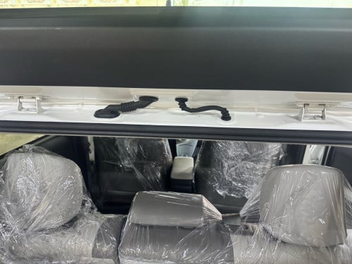 Prius 013 OPTION 3 ABS តែមសឡានស៊ីនមួយជុំទិញដាច់បង់រំលស់25ខេត្តក្រុង