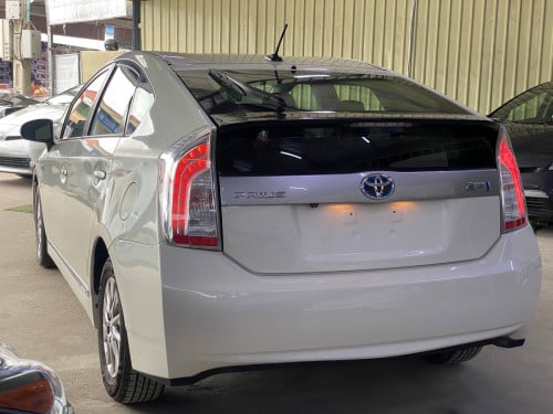 Prius 013 option 3 plug in សូម ចុចលីងខាងក្រោមដើម្បើសួរពត៍មានបន្ថែម