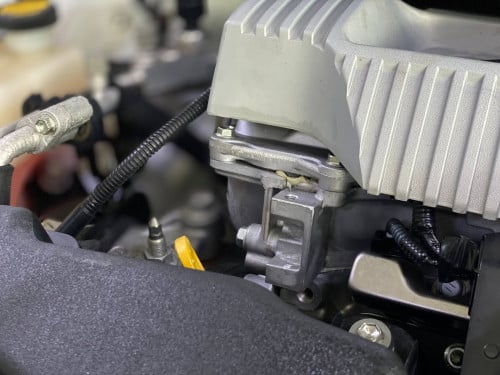 Prius 014 option 2 ម៉ាយសុីនតែ9មុឺនម៉ាយសូម ចុចលីងខាងក្រោមដើម្បើសួរពត៍មានបន្ថែម