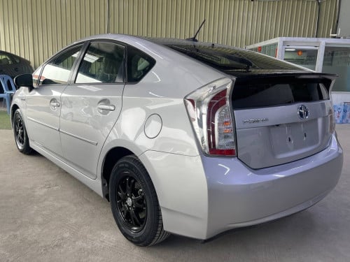 Prius 014 option 3  សូម ចុចលីងខាងក្រោមដើម្បើសួរពត៍មានបន្ថែម