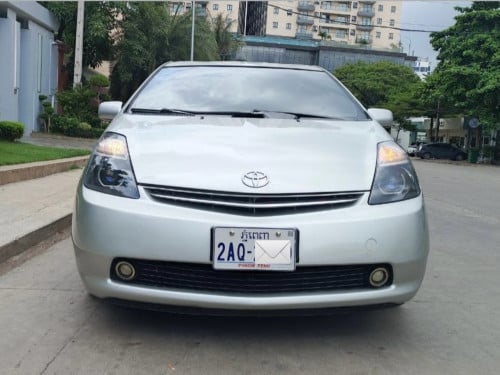 Prius 07 Full Option ឡានស្អាត លក់បន្ទាន់