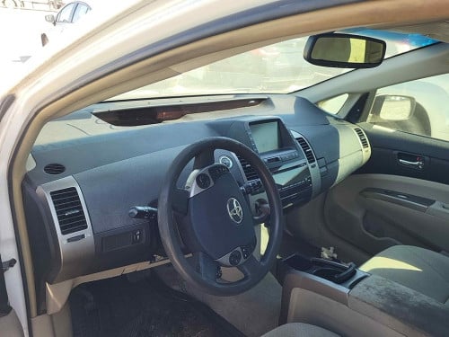 PRIUS 2006 FULL ក្នុងលឿង 🐝ហ្សីន អាគុយតែម3