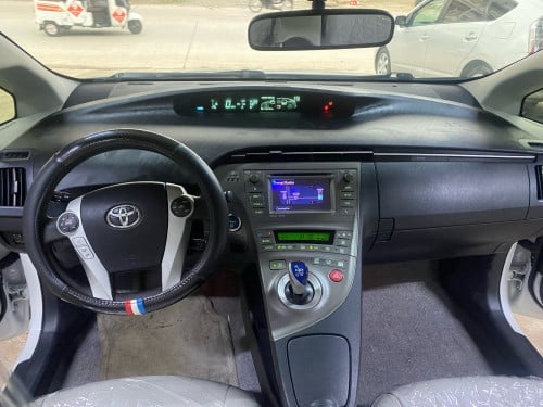 Prius 2013 Option 03