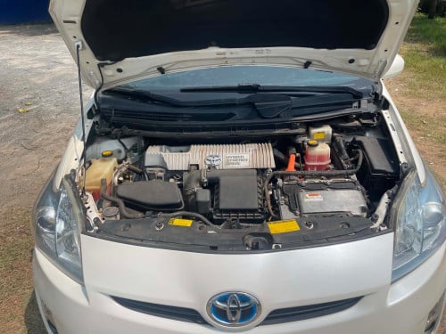 Prius options 3 ឡានអ្នកប្រើផ្ទាល់ ចង់លក់