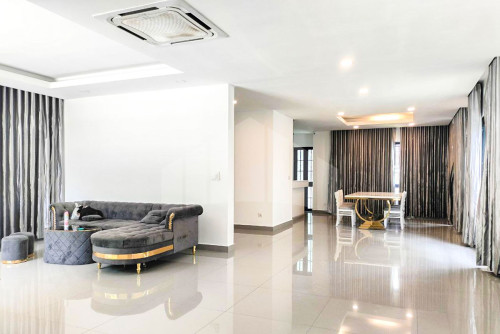 Queen Villa A for Rent Borey Chip Mong, Street 598