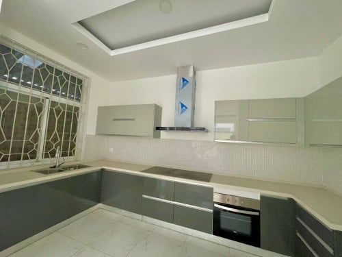 Queen villa for rent at borey Orkide