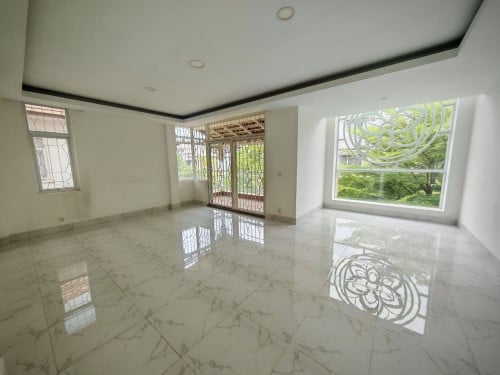 Queen villa for rent at borey Orkide