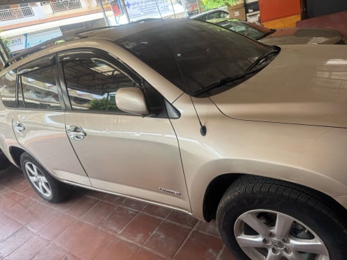 RAV 4     06