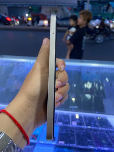 Realme C33 ក្រុមហ៊ុន​ Ram​ 4G+4G / 64G ស្អាត99%