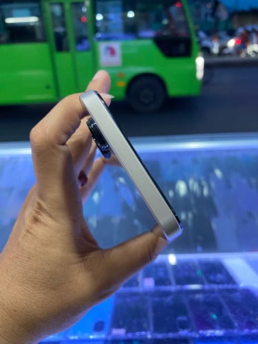 Realme C33 ក្រុមហ៊ុន​ Ram​ 4G+4G / 64G ស្អាត99%