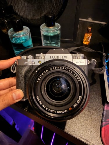 Resell Camera Fuji XT4