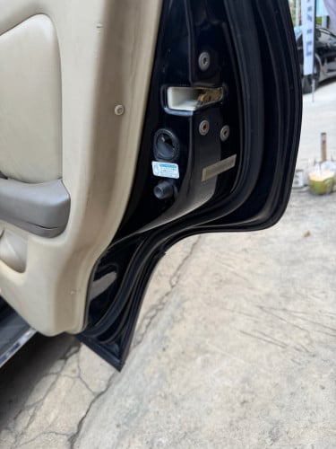 RX 300/ 99 មានពន្ឋ័ អត់បុក 5800$ ហាមត