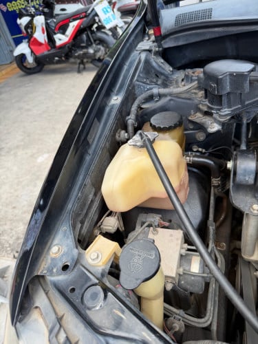 RX 300/ 99 មានពន្ឋ័ អត់បុក 5800$ ហាមត