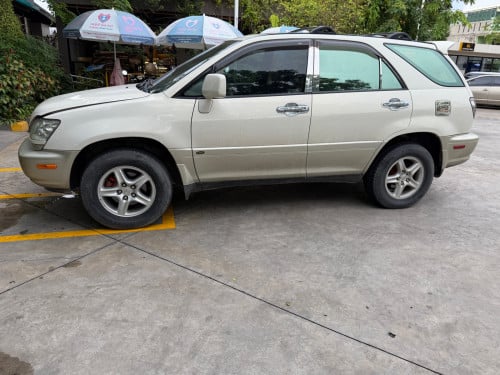 RX300 2000 P1 ឡានថ្មីរៀបចំតិចតួច