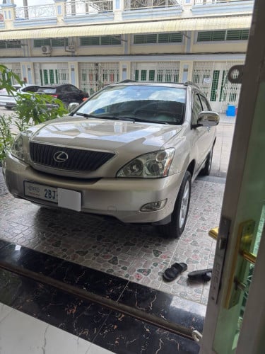 RX330 ឆ្នាំ05ប៉ុង1