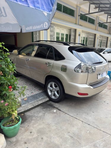 RX330 ឆ្នាំ05ប៉ុង1