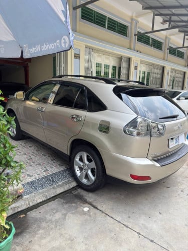 RX330 ឆ្នាំ05ប៉ុង1