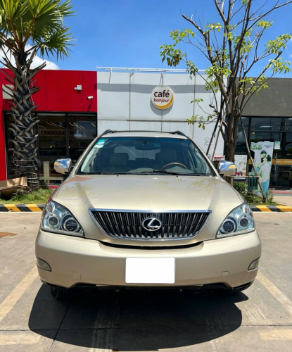 Rx330 2004 ប៉ុង1 half full