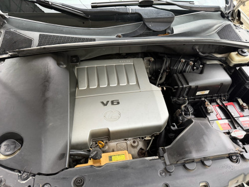 RX350 ឆ្នាំ​ 2007 p1​ ក្រោមក្រដាស់ពន្ធតិចធានាមេឡាន ម៉ាសុីនប្រអប់លេខជេីងក្រោមនៅអេមទាំងអស់
