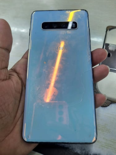 Samsung s10 Plus