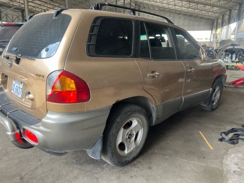 Santafe 2003 2700$