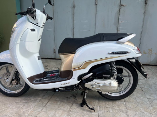 Scoopy ឆ្នាំ 2020 បស់ក្រុមហ៊ុនNCX ស្លាកលេខខេត្តតាកែវលក់ជូនតំលៃពិសេសបងៗ