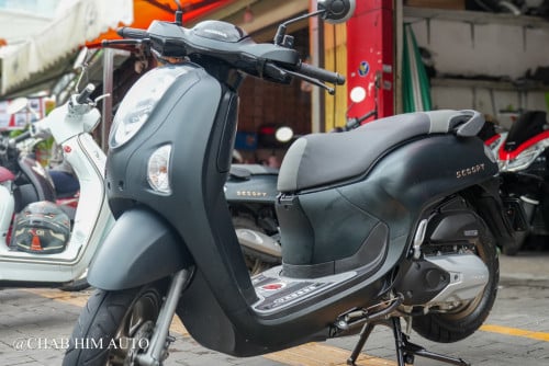 Scoopy025         95%