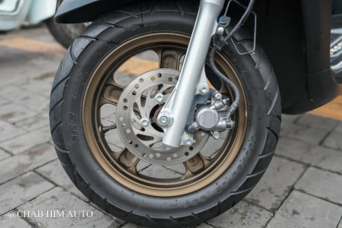 Scoopy025         95%