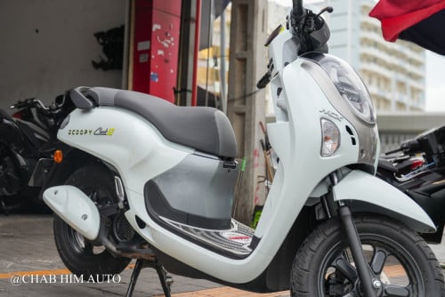 Scoopy025         95%