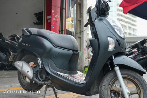 Scoopy025         95%