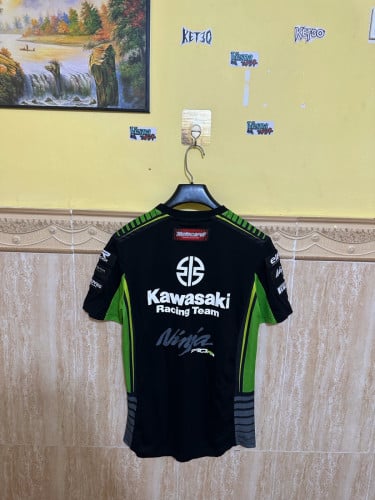 Sell kawasaki original Size S price 15$