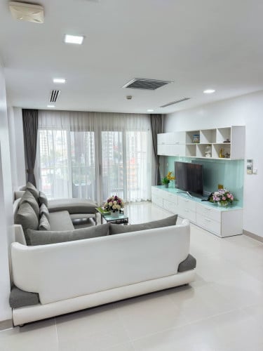 Service Apartment 3 Bedrooms For Rent In BKK1