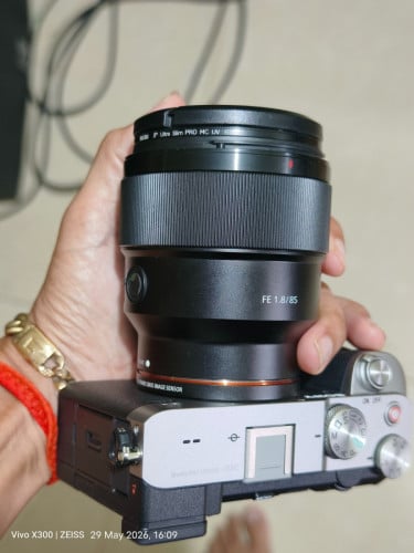 Sony 85mm F1.8 នៅខ្ចីប៉ុណ្ណឹង🔥