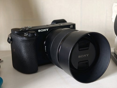 Sony A6500 + Sony Fe 50mm f/1.8 lens.