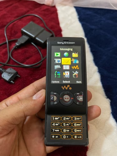 Sony Ericsson w595